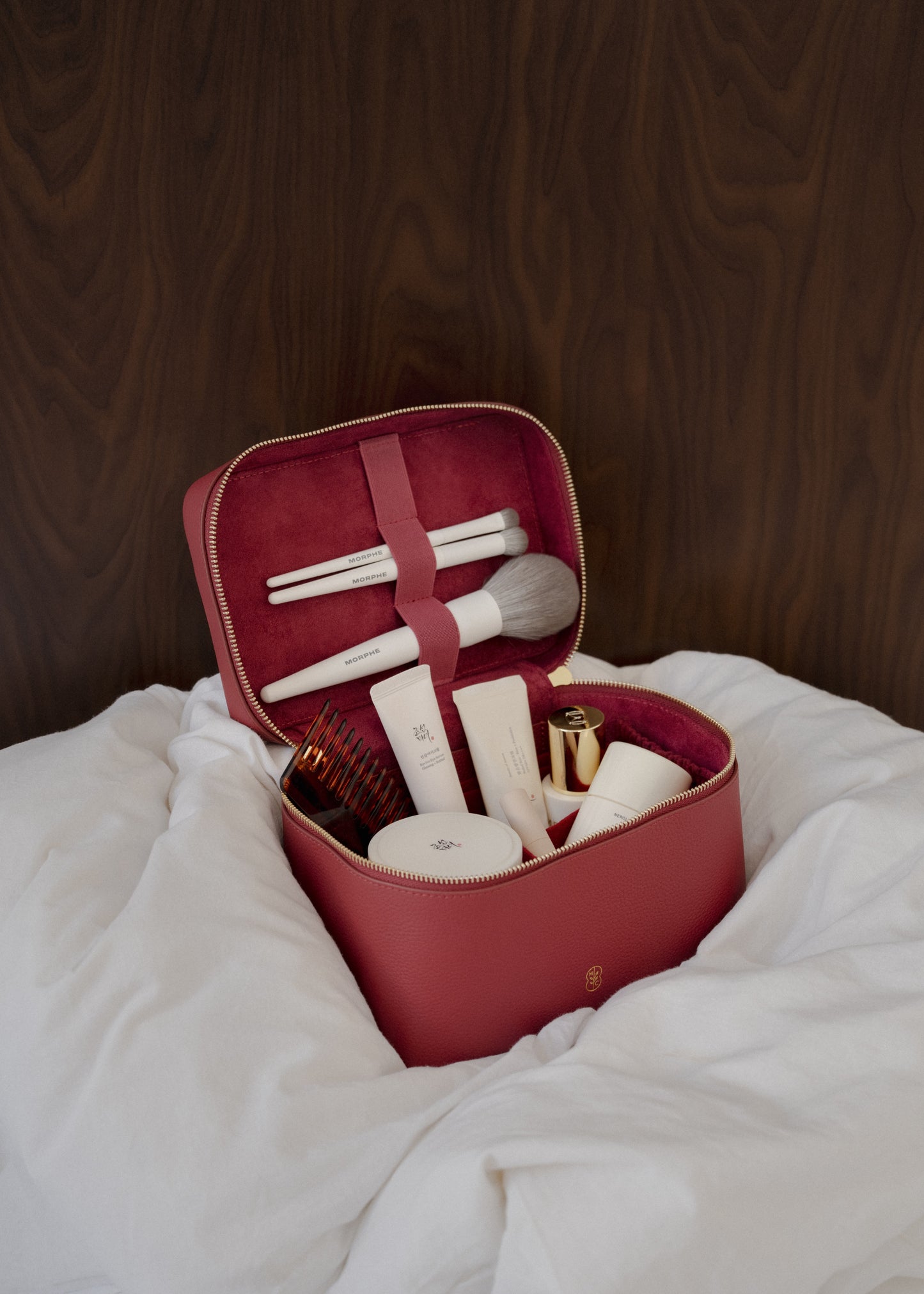 Rouge Vanity